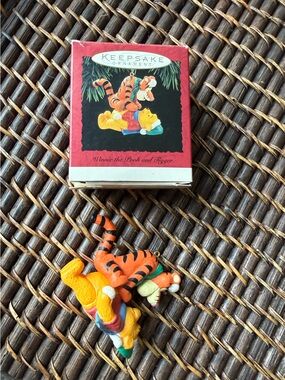 1994 Vintage Disney Winnie the Pooh & Tigger Hallmark Collectible Ornament